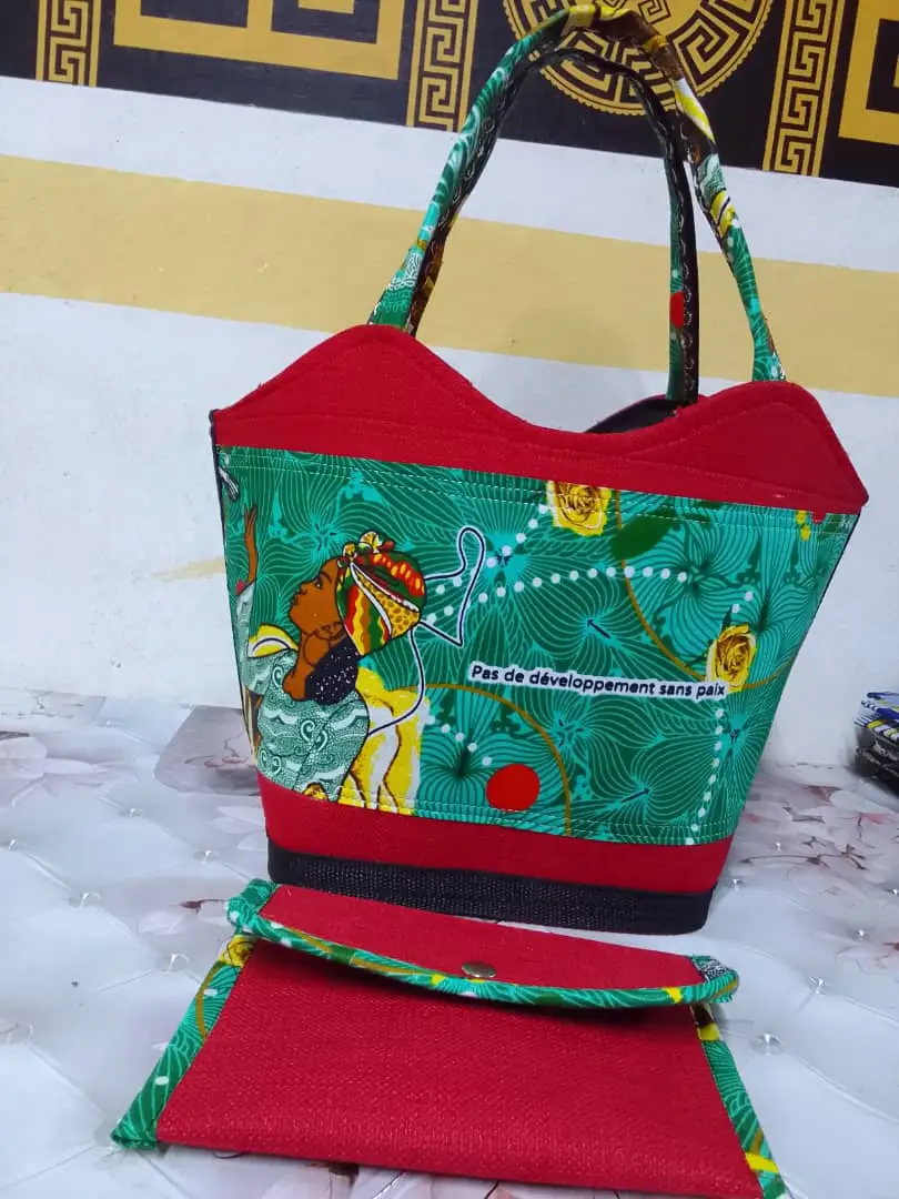 VIP Bag and Clutch Set, Model 2