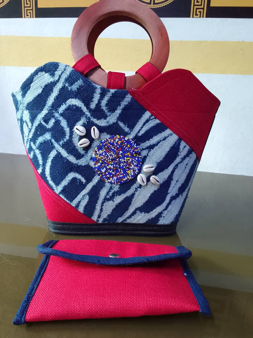 Premium Handbag and Clutch Bag Set — vue 44