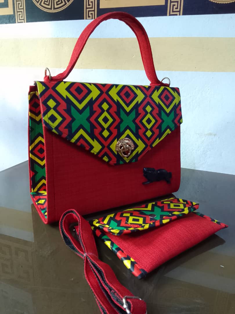 Premium Handbag and Clutch Bag Set — vue 42