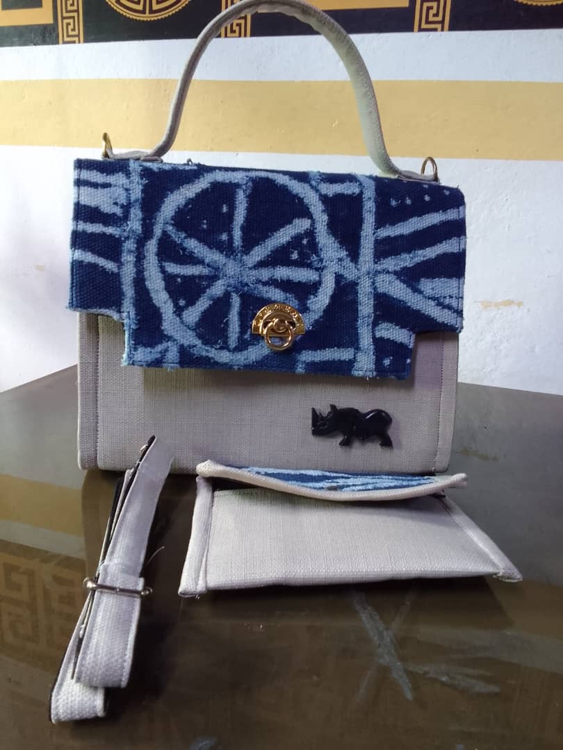 Premium Handbag and Clutch Bag Set — vue 33