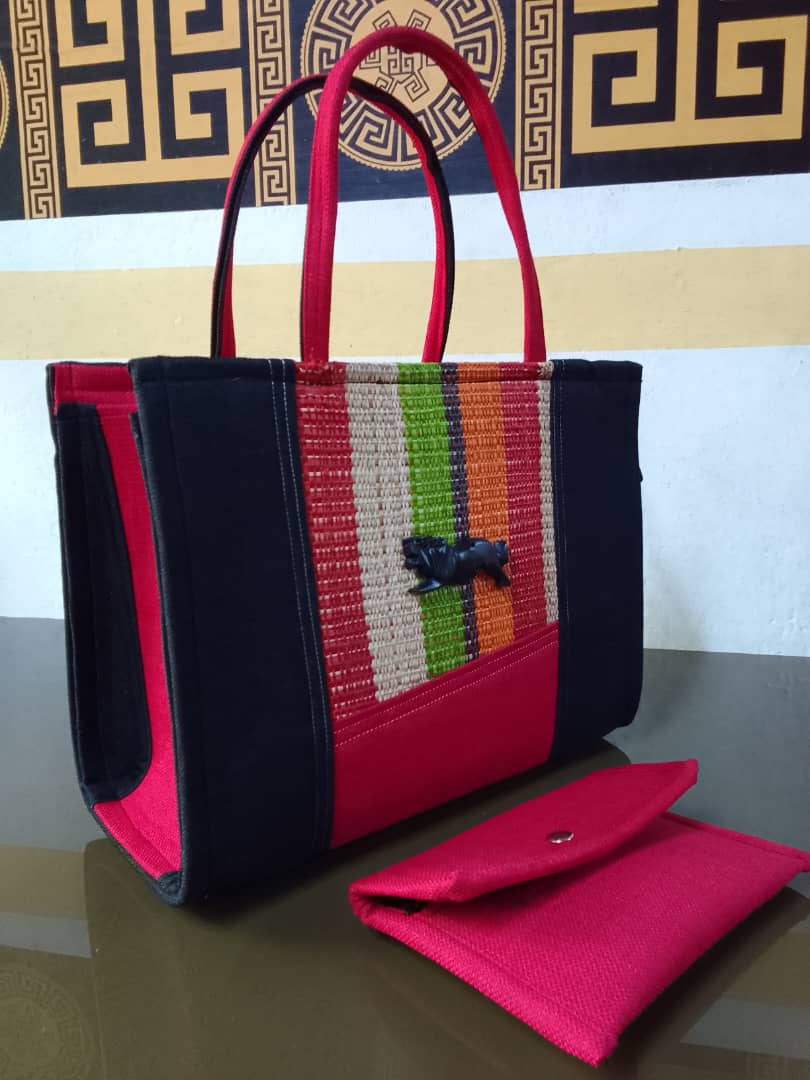 Premium Handbag and Clutch Bag Set — vue 30