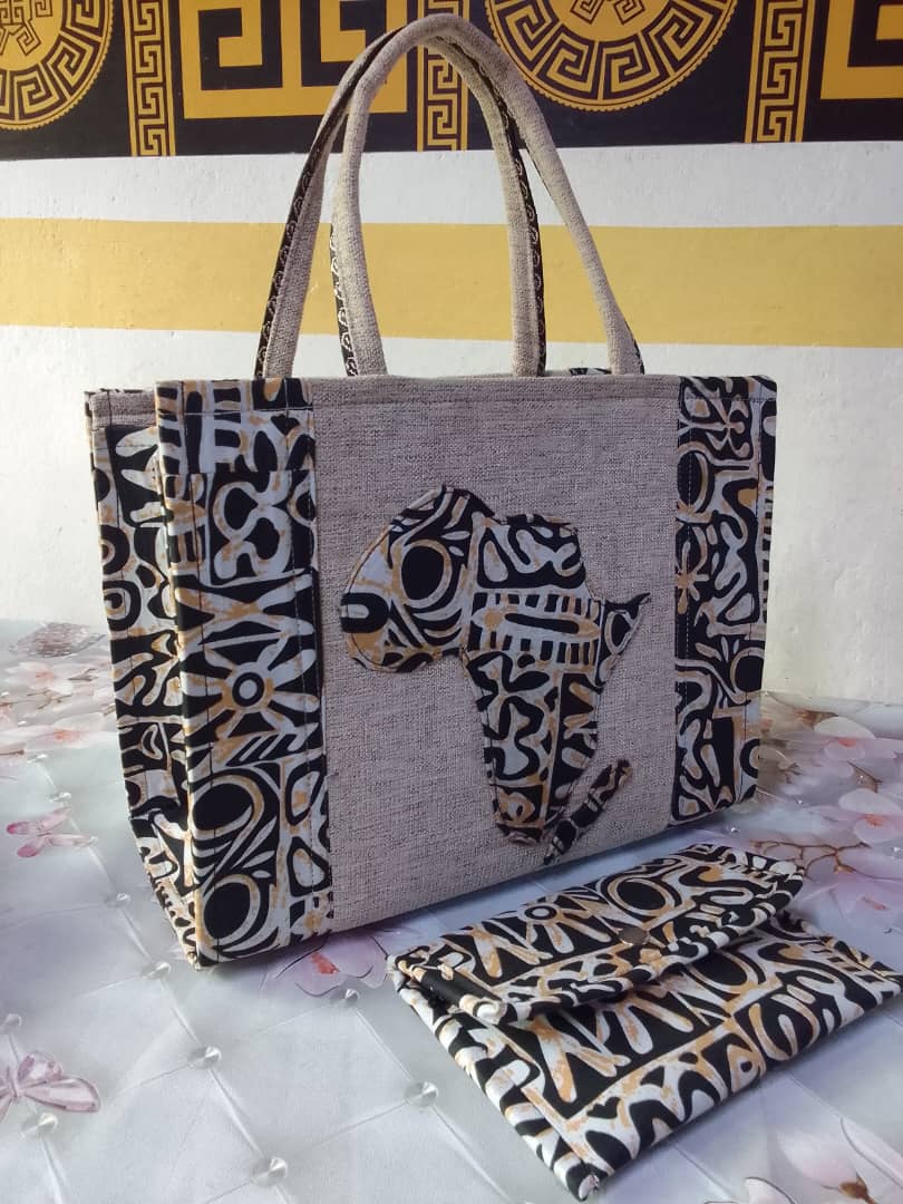 Premium Handbag and Clutch Bag Set — vue 18