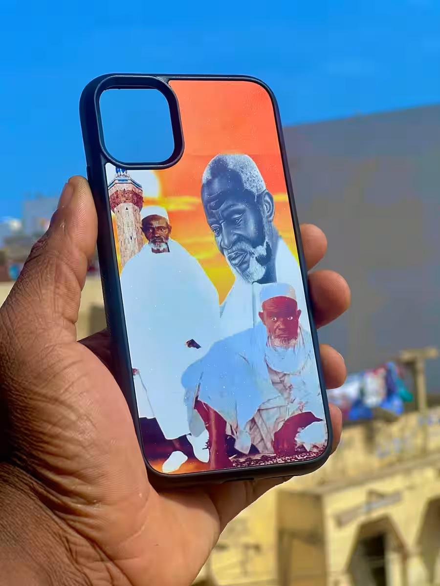 Coque iPhone Personnalisee — vue 5