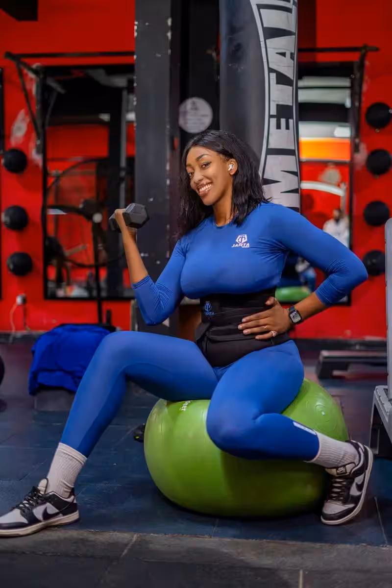 Equilibre Women's Sport Set — vue 3