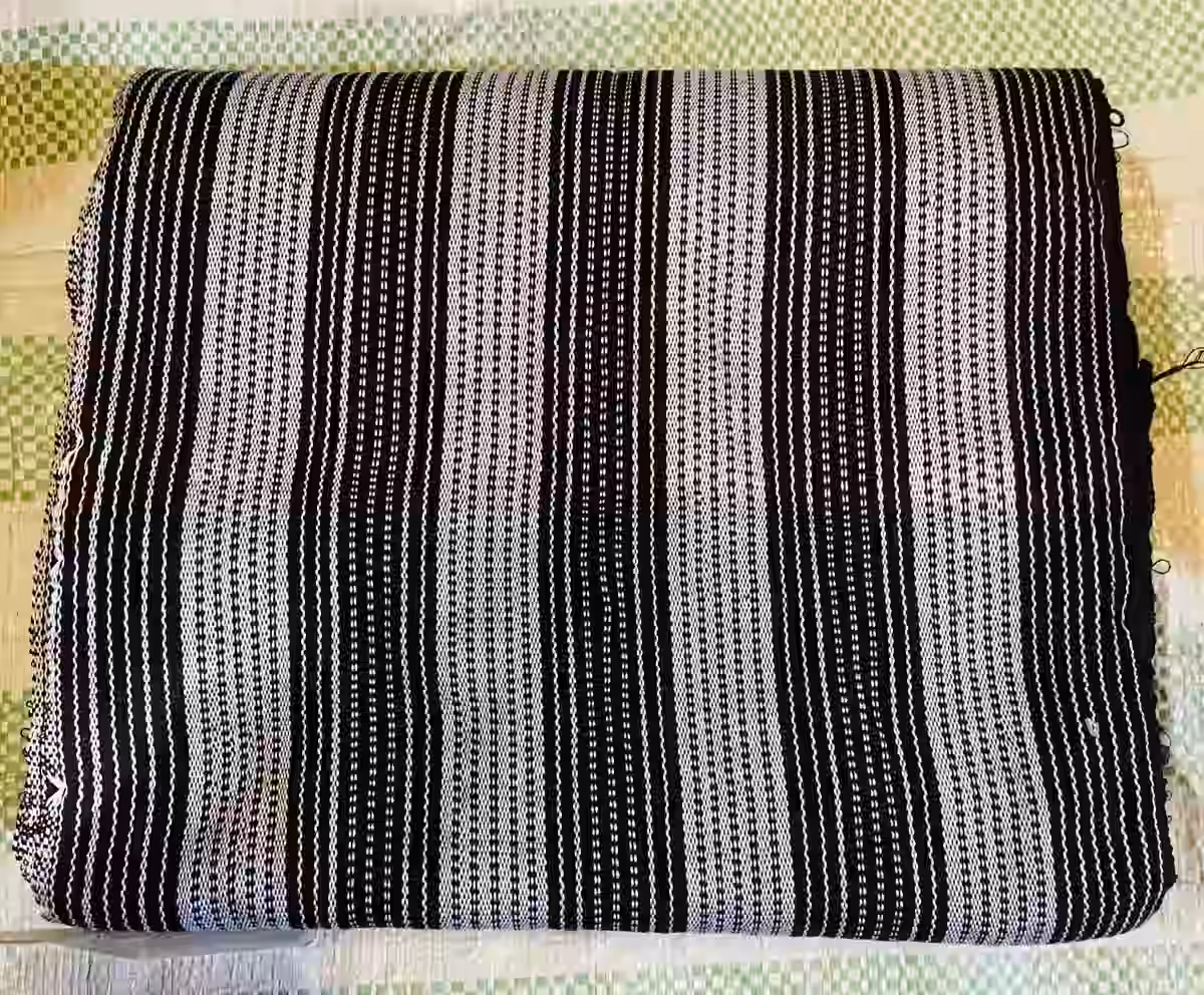 Lepi traditional woven loincloth from Guinea — vue 4