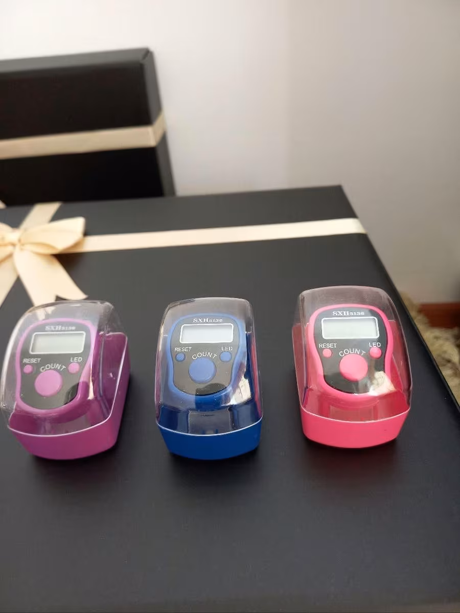 Compact Electronic Watch — vue 2