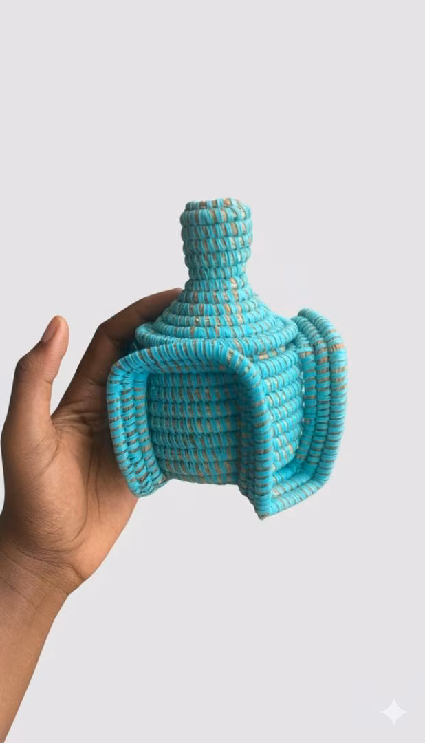 Small Straw Ronier Basket