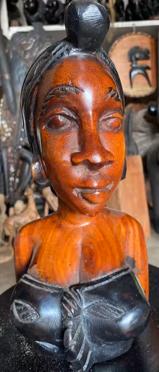Statue nimba dmba