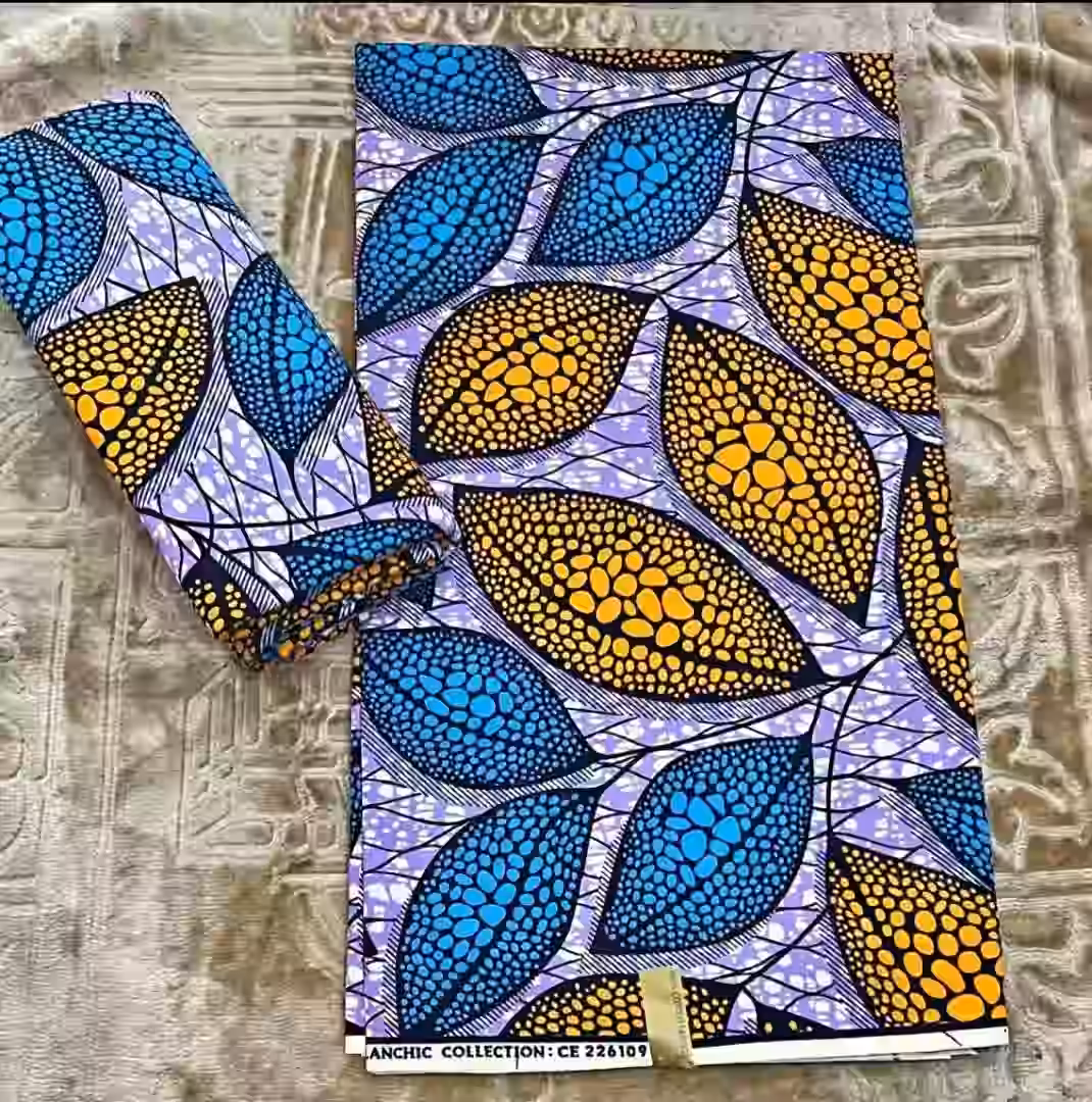 Tissu wax a motifs varies — vue 19