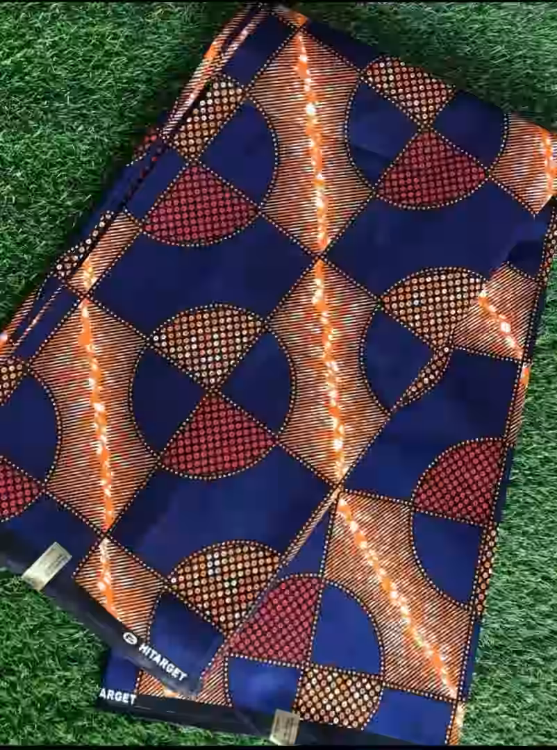 Tissu wax a motifs varies — vue 21