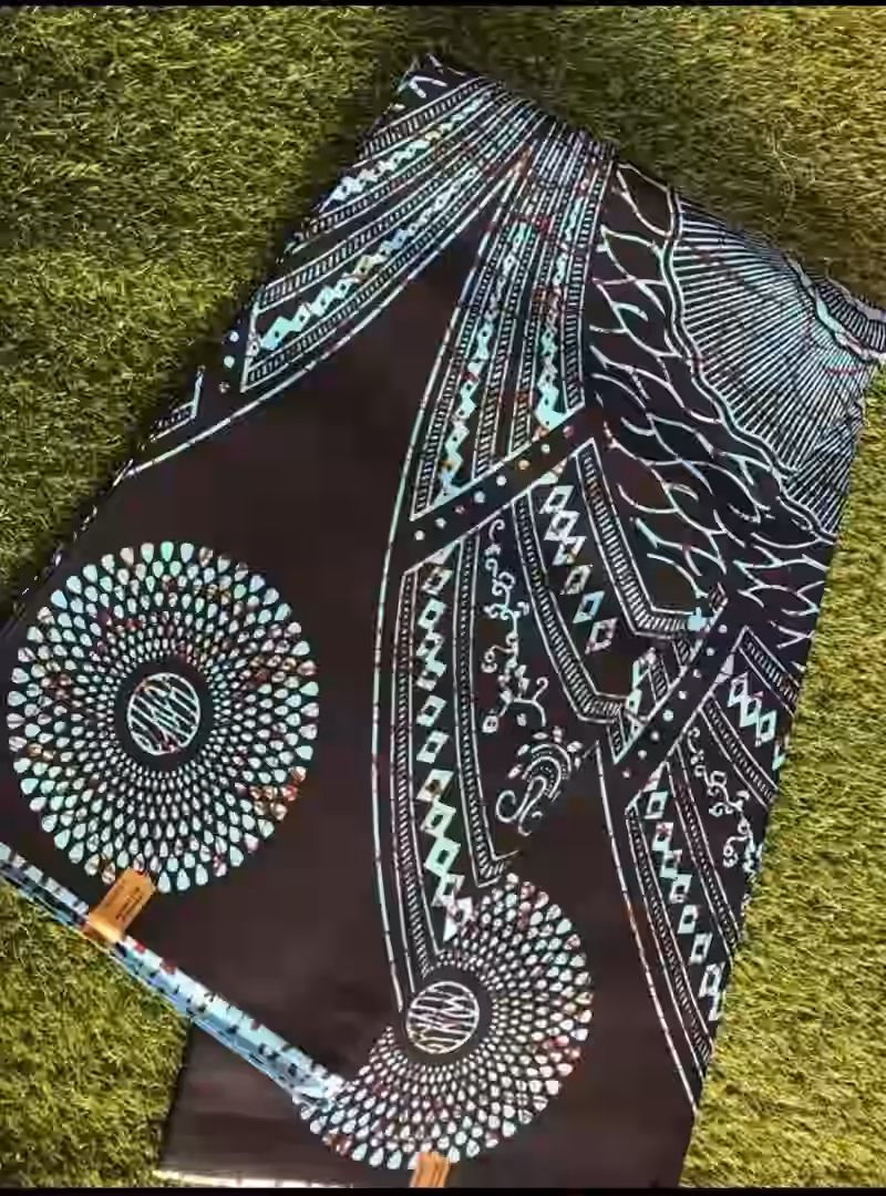 Tissu wax a motifs varies — vue 4