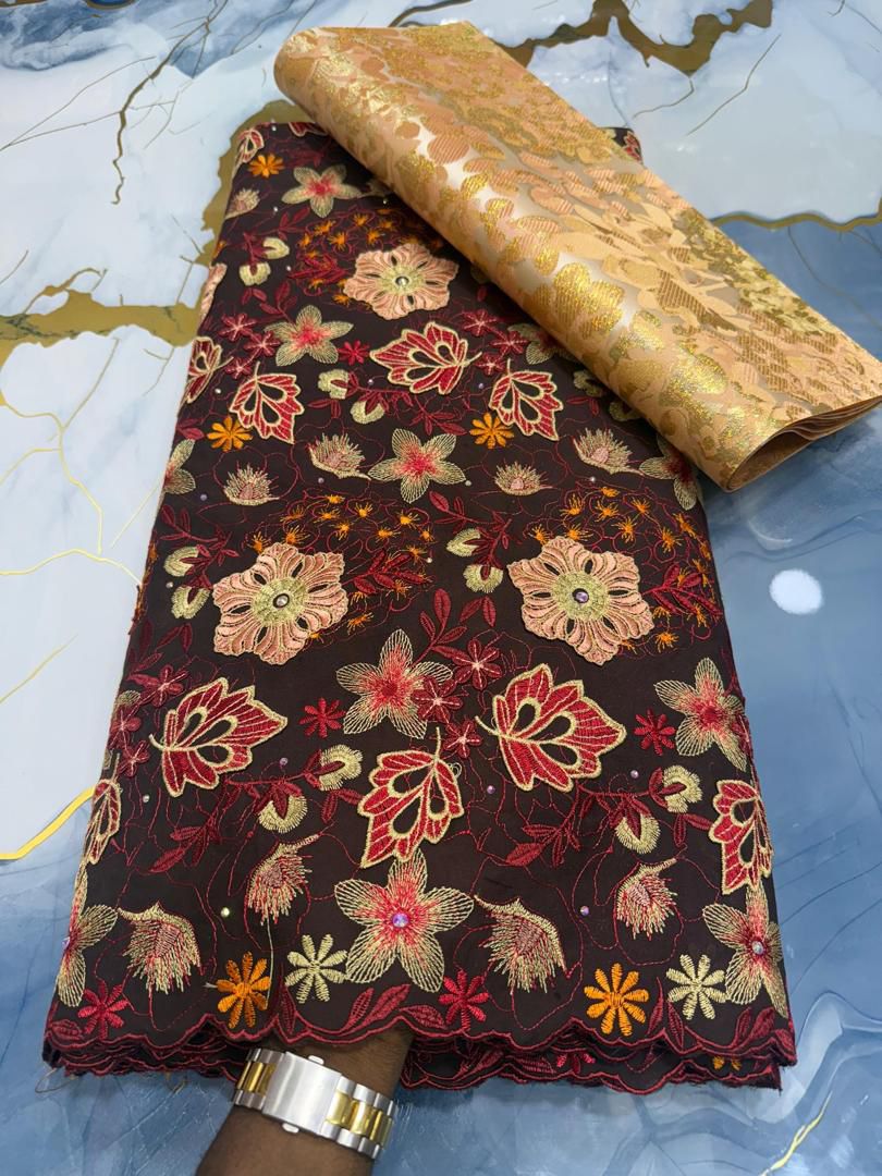 Appliqué Lace — Design 3