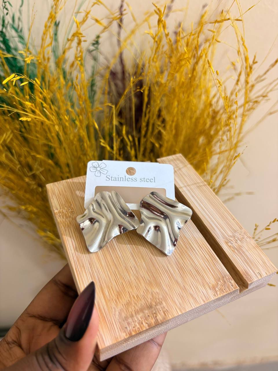 Gold Bow Jewelry Set (Necklace + Earrings)