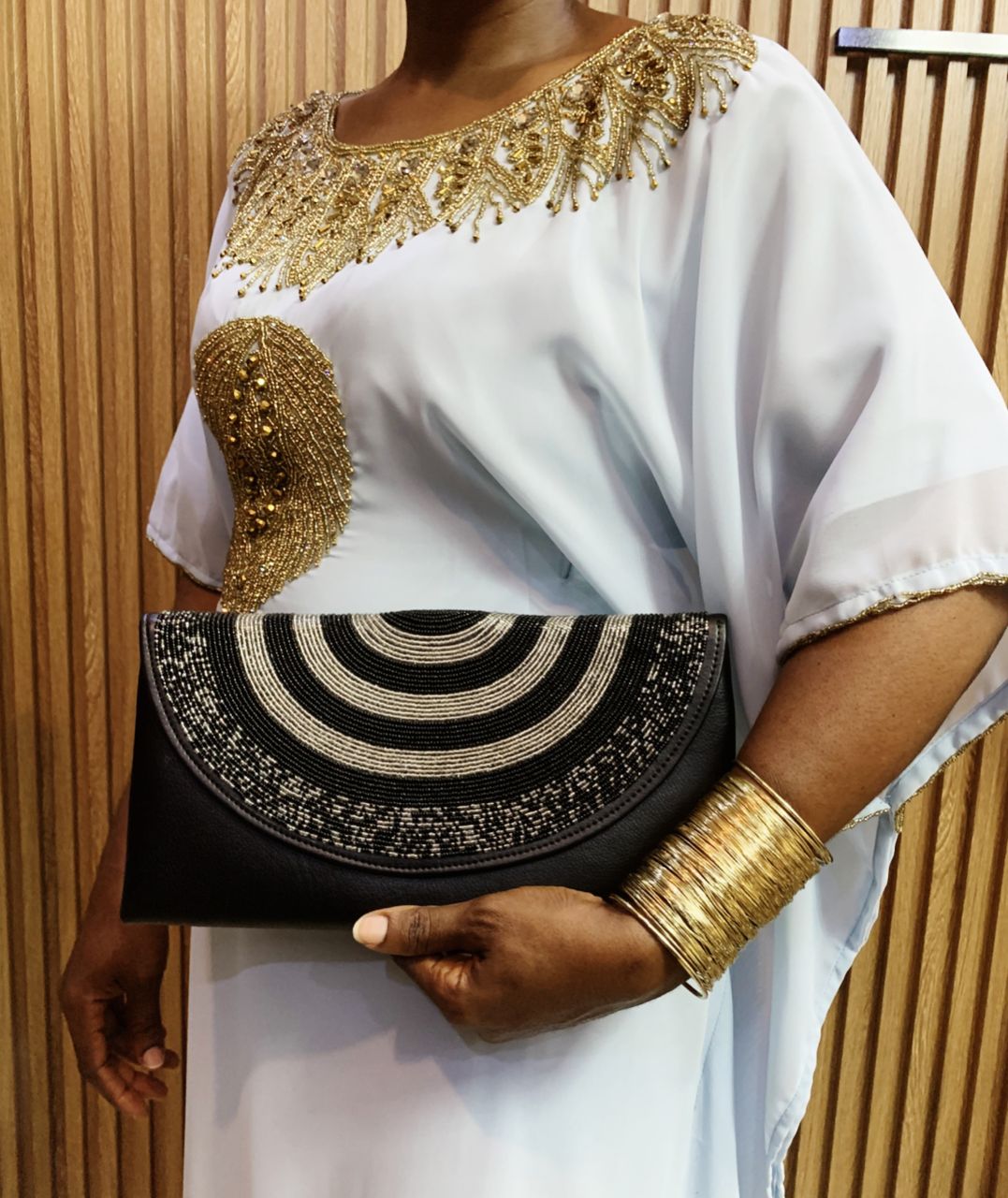 POCHETTE SUPER PREMIUM — Noir Cercle Blanc
