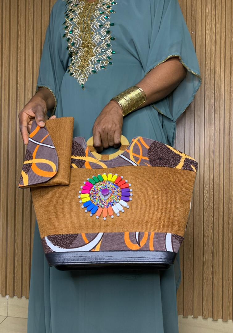 SAC+POCHETTE VIP — Caramel Arabesque