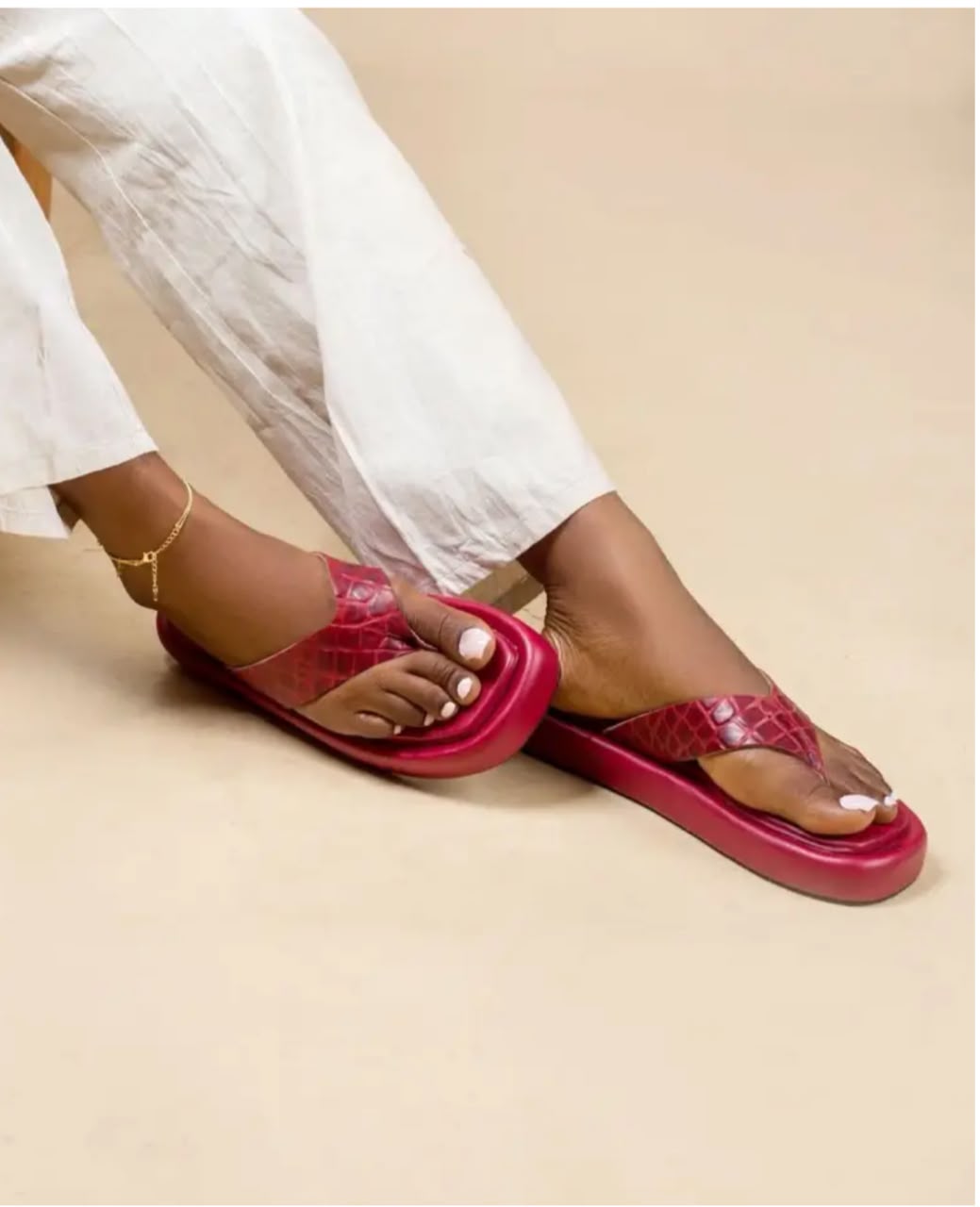 Layu Sandal — Burgundy
