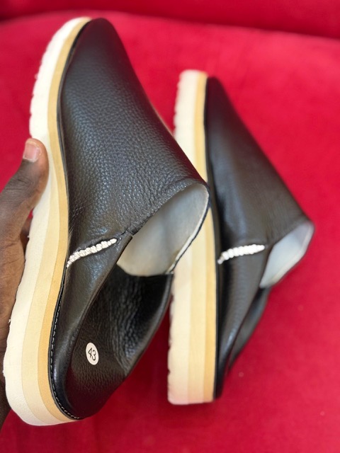 Chaussure en cuir — Noir